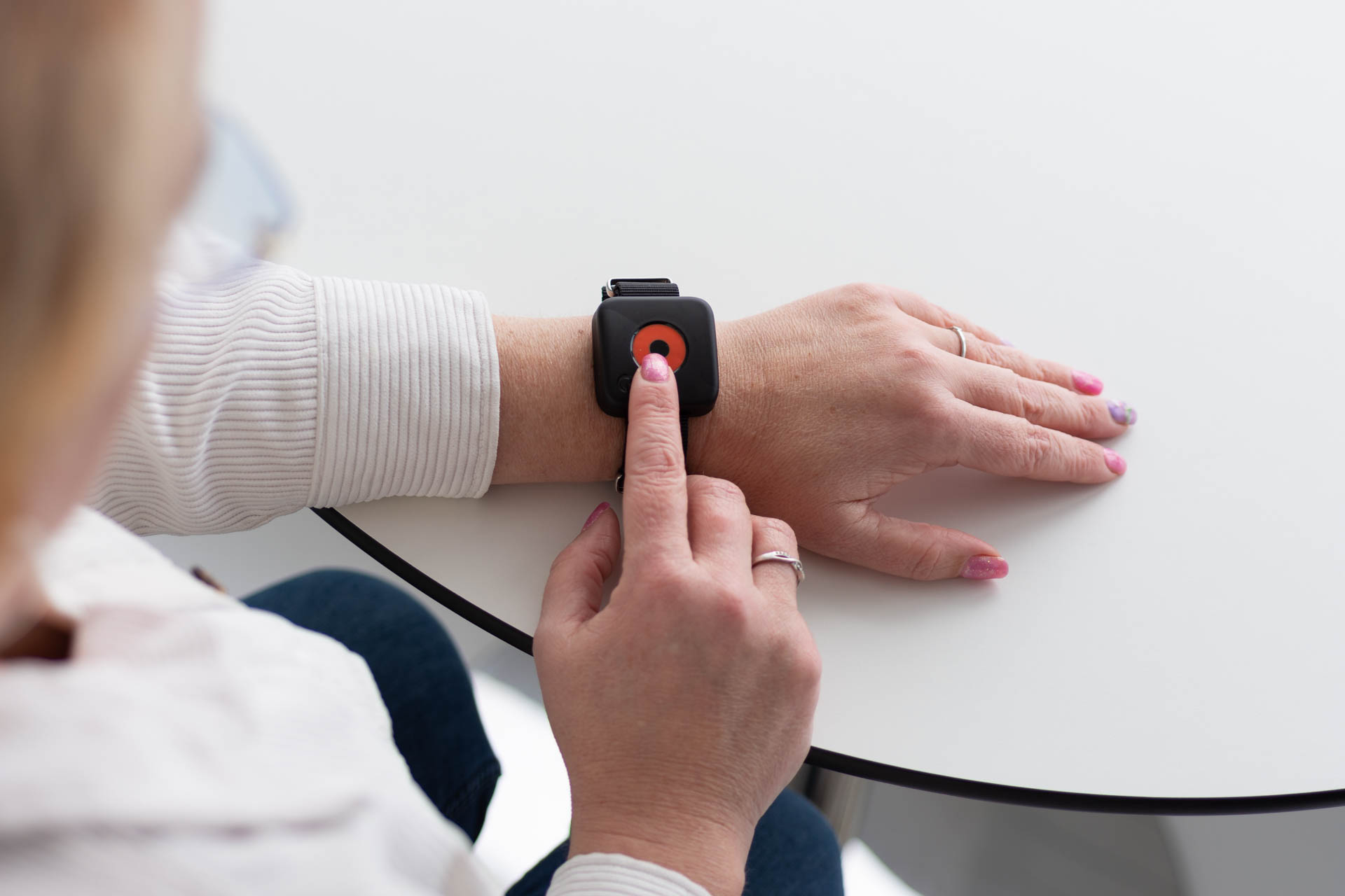 JA-157J Jablotron Funk-Panik-Taster, Armband-1