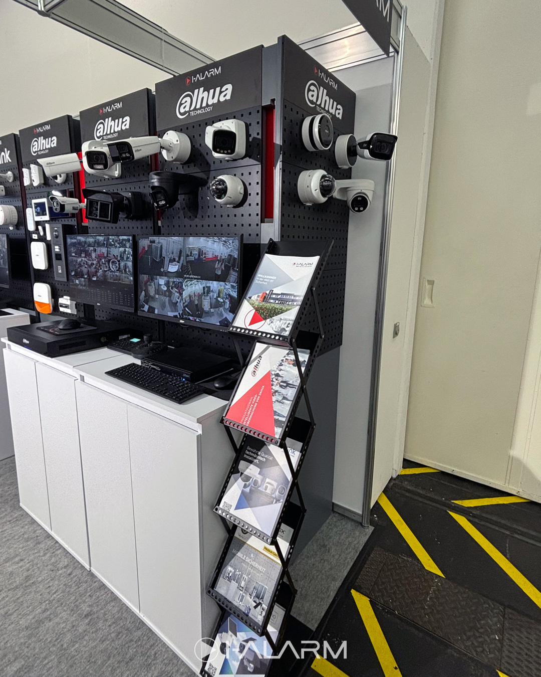 Überwachungskamera, Sicherheitskamera, Kamera-Display, Monitore, Ausschnitt-Display